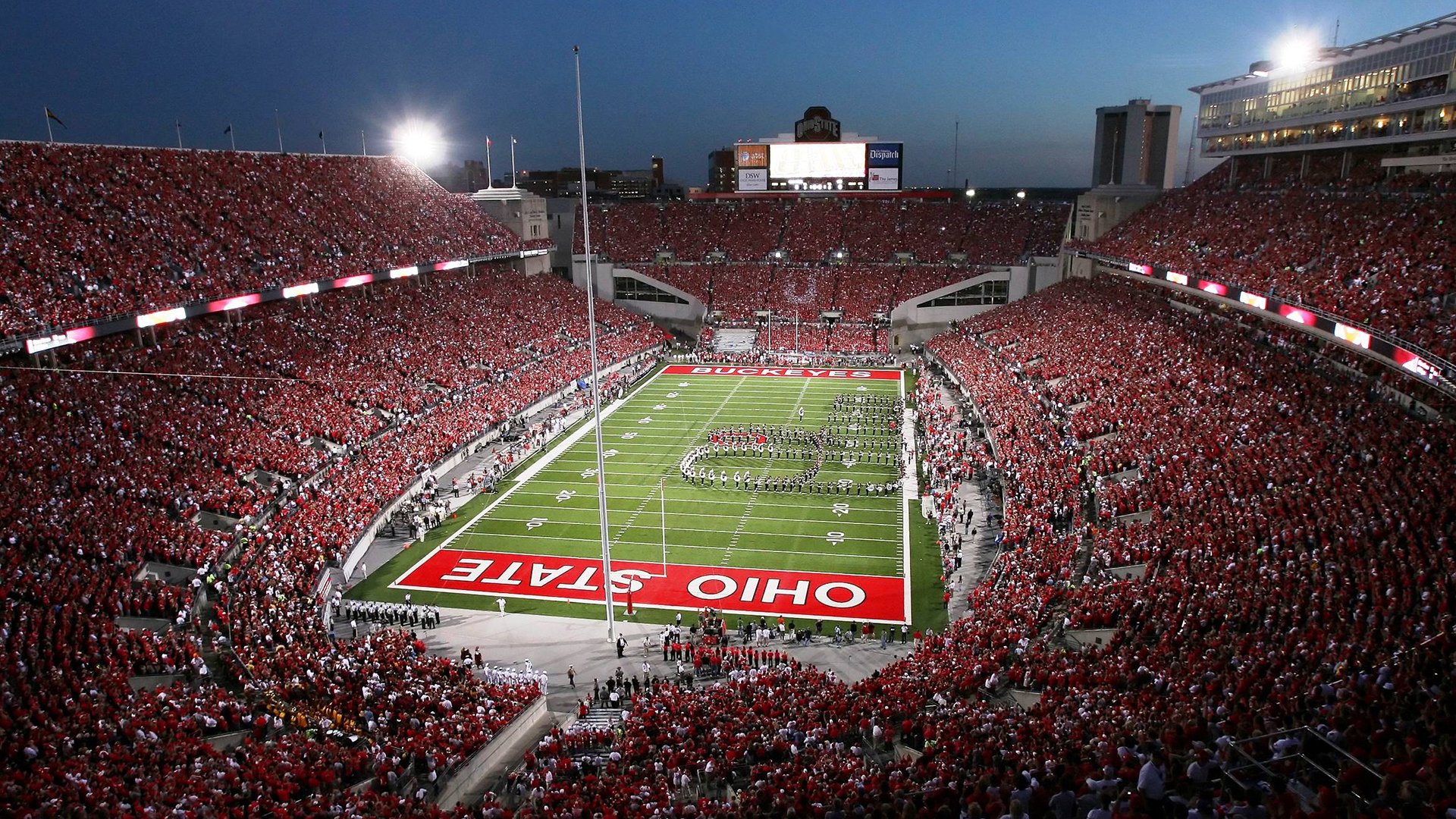 一代神锋亲身指导!范佩西率费耶诺德领跑荷甲,上田绮世11场轰13球